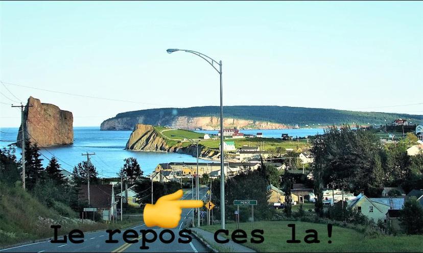 Motel Le Repos ペルセ エクステリア 写真